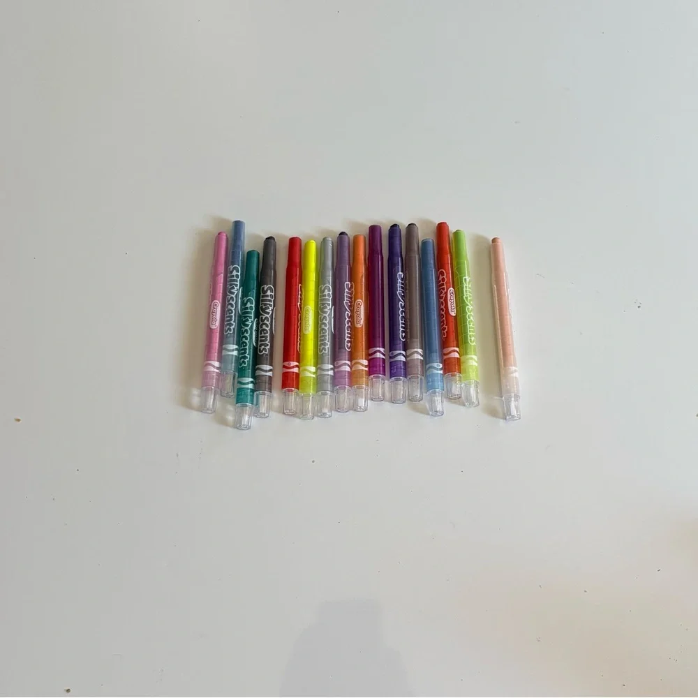 Sill scents crayons